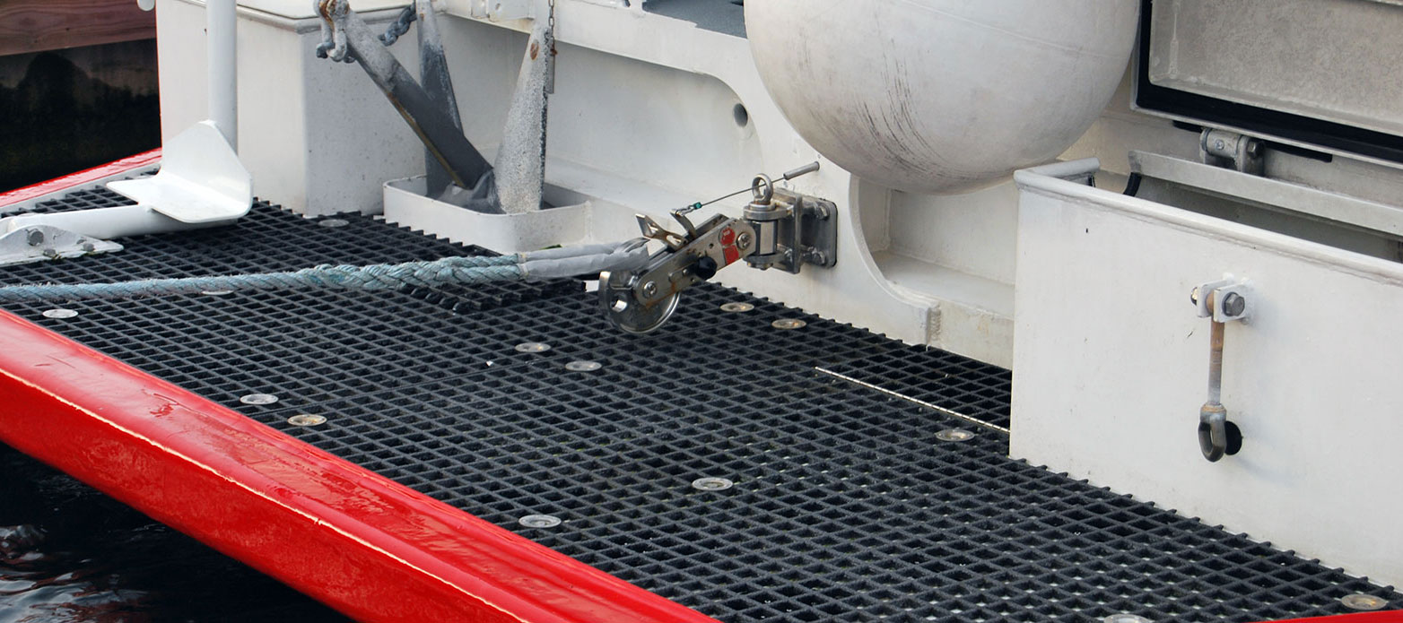 Henriksen Towing hook